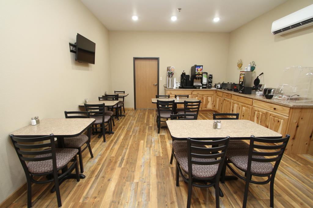 Bowman Lodge & Convention Center Luaran gambar
